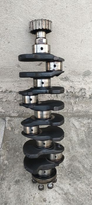 Продам запчасти по мотору...