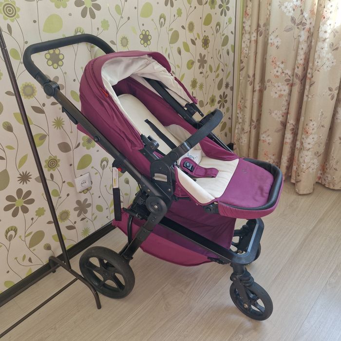 Коляска прогулочная
