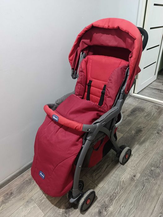 Продаю коляску Chicco