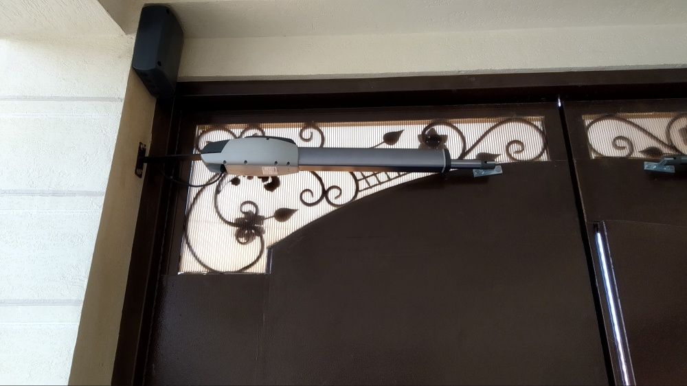 Автоматика для Распашных Ворот.2суток без света 3 пульта.