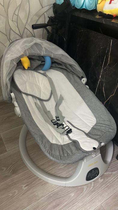 Детский шезлонг электронный