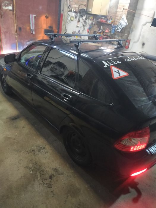 Продам приора хэтчбек