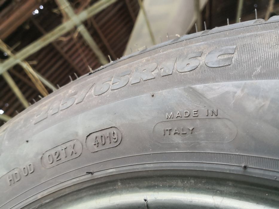215 65 16 c гуми за бус Michelin dot 19