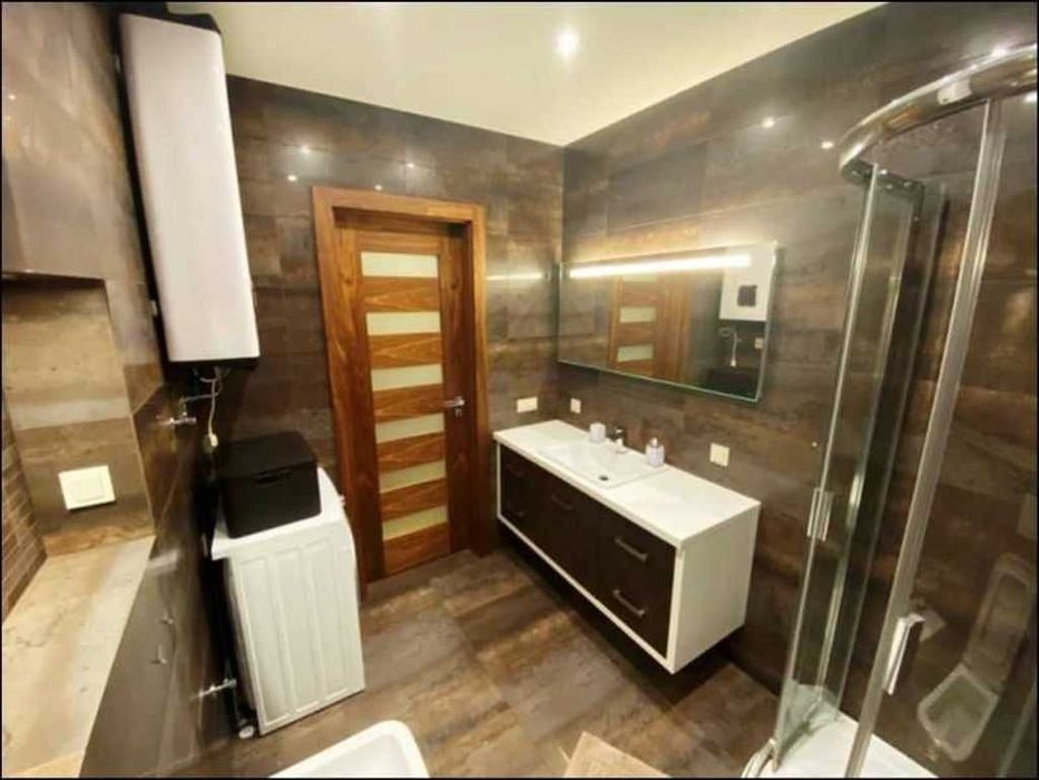 Дава се под наем Двустаен апартамент в София, Дианабад - 76 кв.м за 382.5 € - Снимка #3