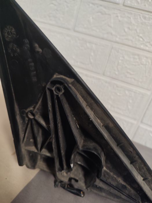 Oglinda stânga Ford Mondeo mk3