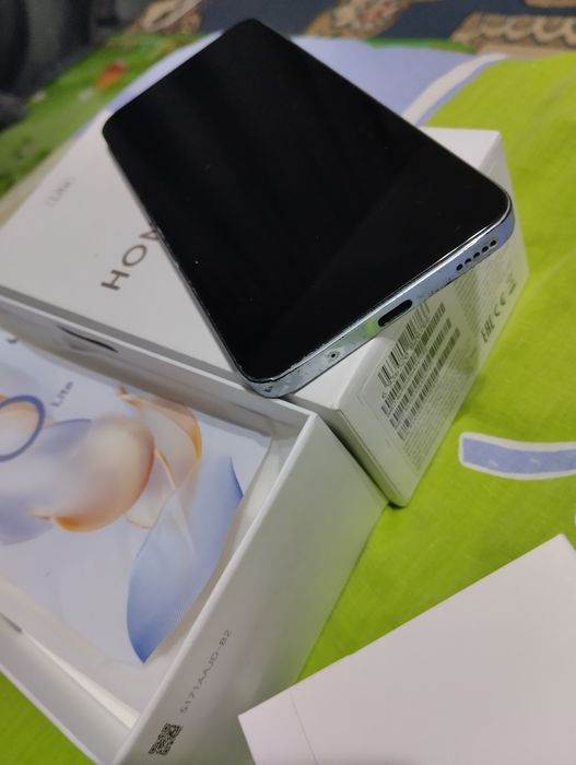 Продам Honor 90 Lite