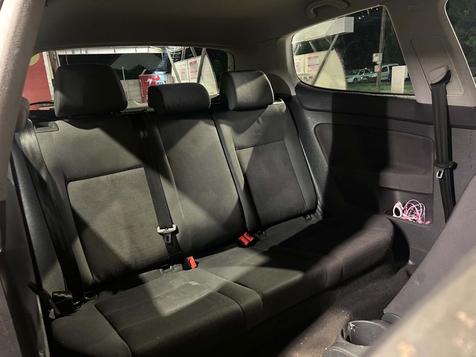 Vând   VW   Golf 5