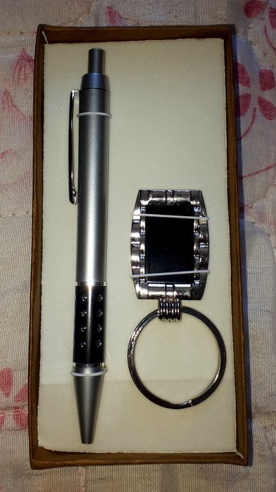 Ручка и брелок!!!