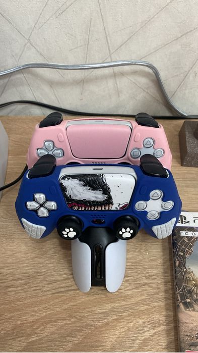 Ps 5, два геймпада, игры в комплекте.