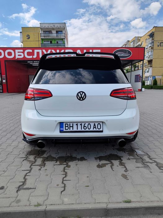 Volkswagen Golf 7 GTI