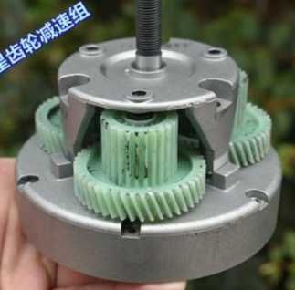 Электромотор с планетарным редуктором на велосипед