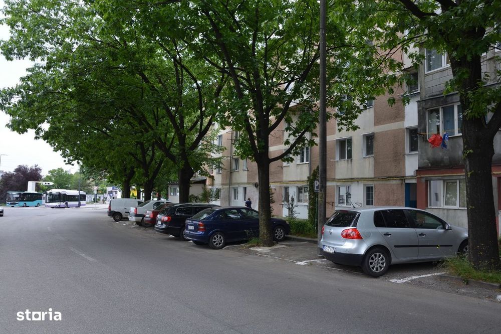Apartament decomandat în Războieni