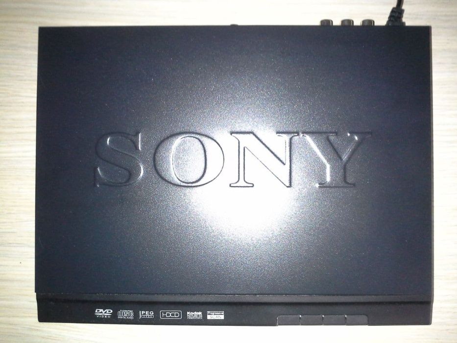 Новый суперкомпактный DVD-плейер (Made in Malaysia), с гарантией!