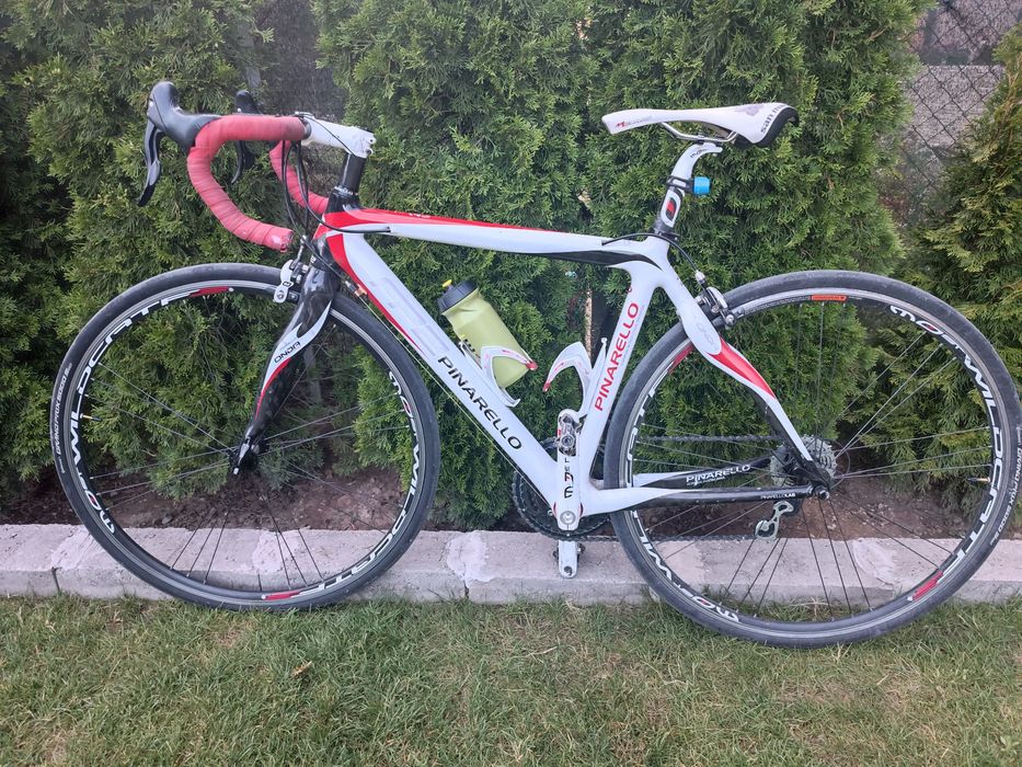 Продавам Pinarello FP2 Carbon – Campagnolo Veloce 2x10 – Mavic Cosmic
