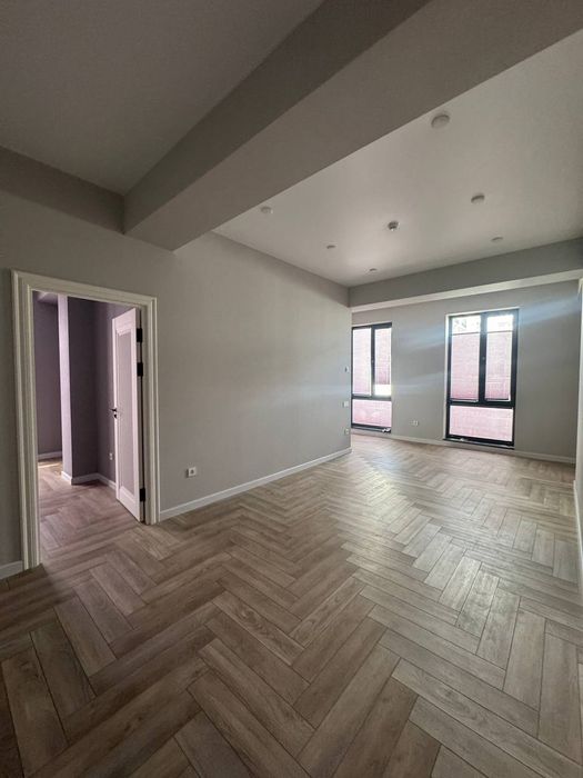 Офис в бц со своим санузлом+Кухней Бузбазар