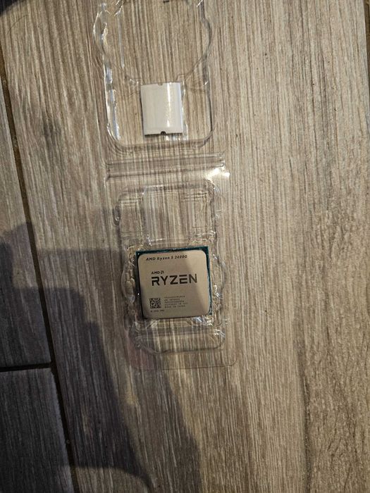 Vand procesor Amd ryzen 5 2400g