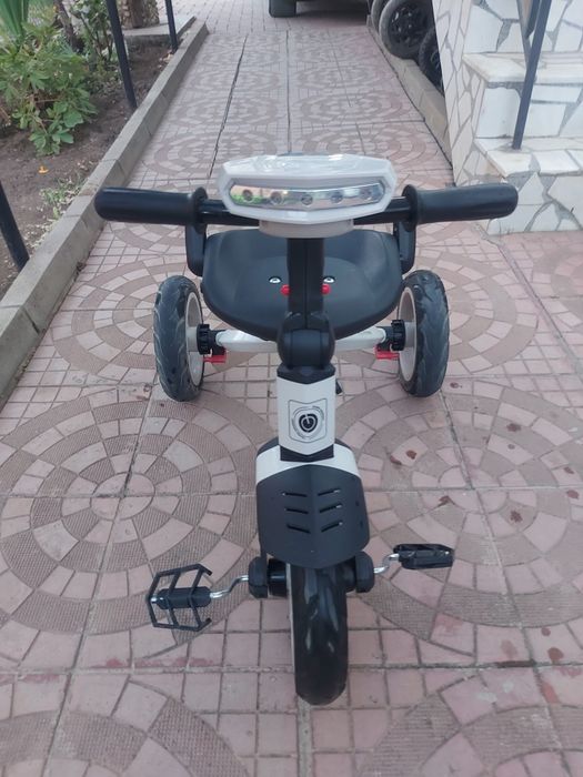 Колело триколка lorelli speedy