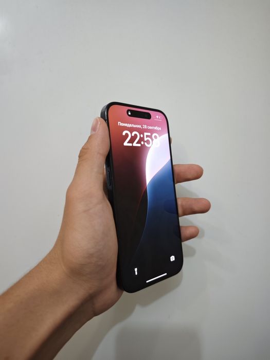 iPhone 15 Pro (128 GB) SIM+eSIM