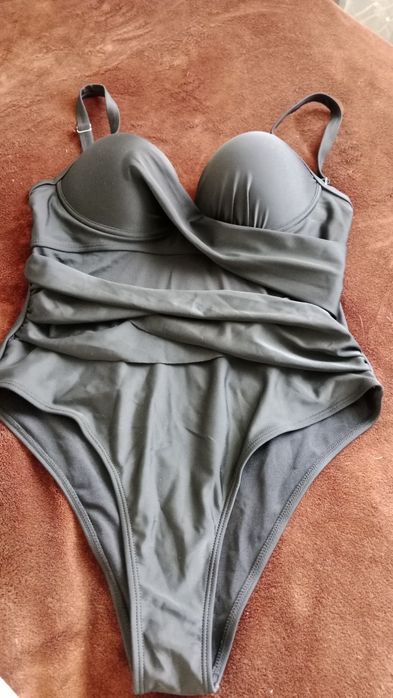 Новый купальник. 4000 т. .