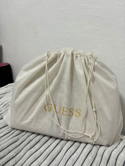 Оригинальная сумка GUESS Nelka