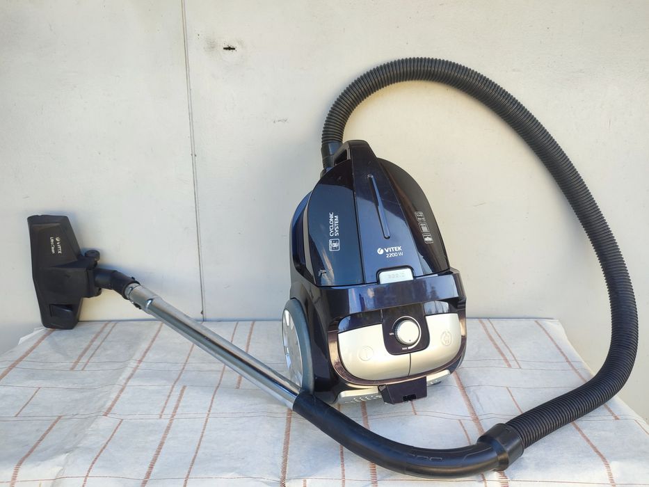 Б/У Пылесос VITEC 2200W