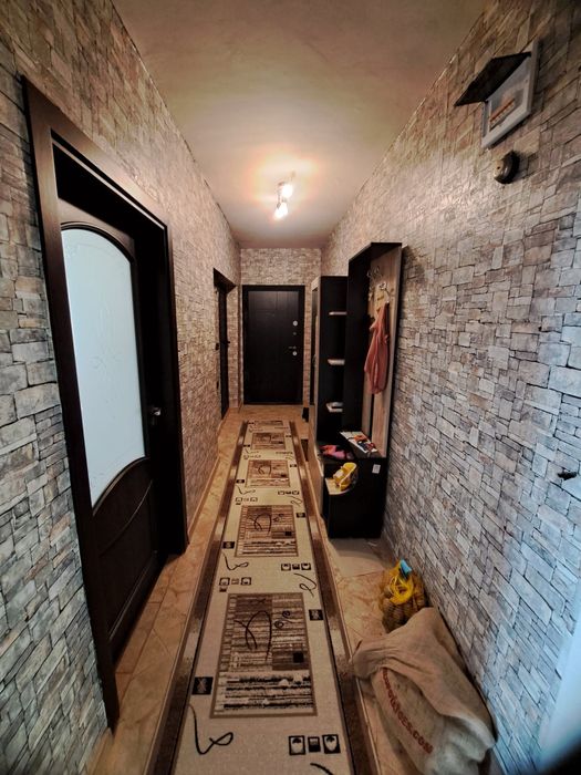 Тристаен апартамент етаж 1