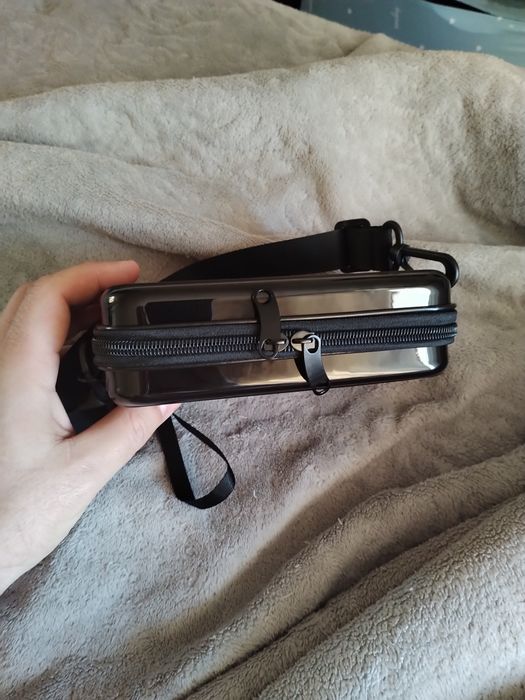 Продам сумку-барсетку