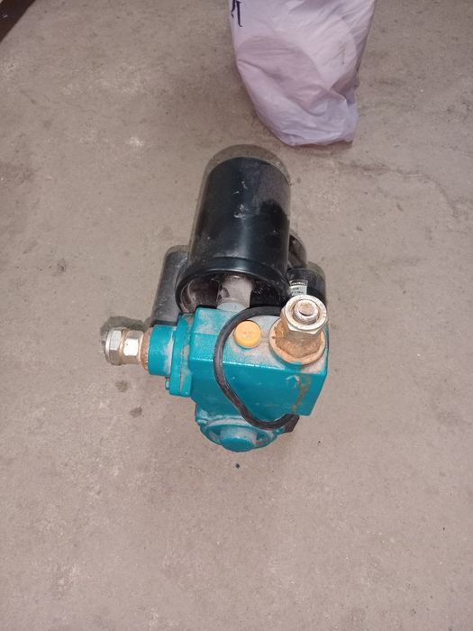 Продам соковыжималку и насос для воды