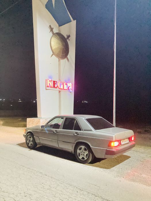 Мерседес 190 обьём 2.0