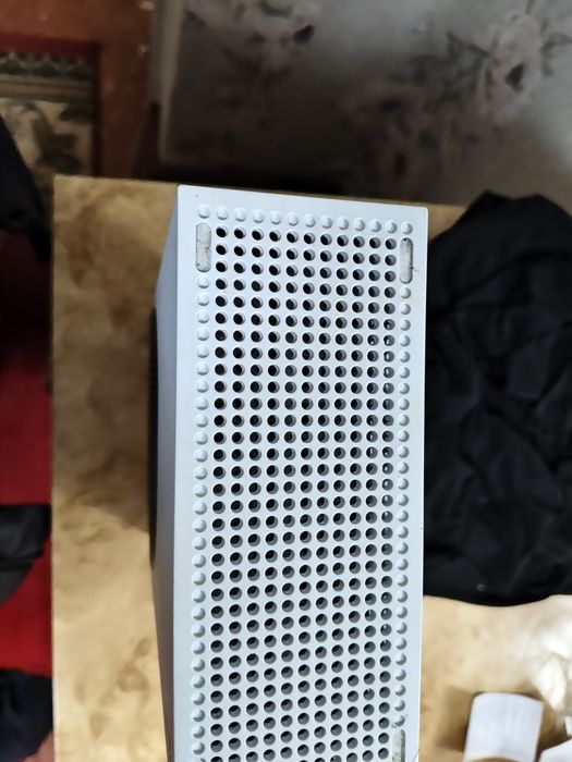 Xbox series s, в хорошем состоянии