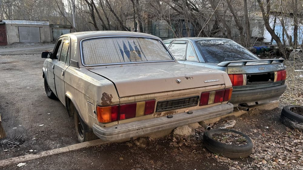 Продаю 2 Волги 600к