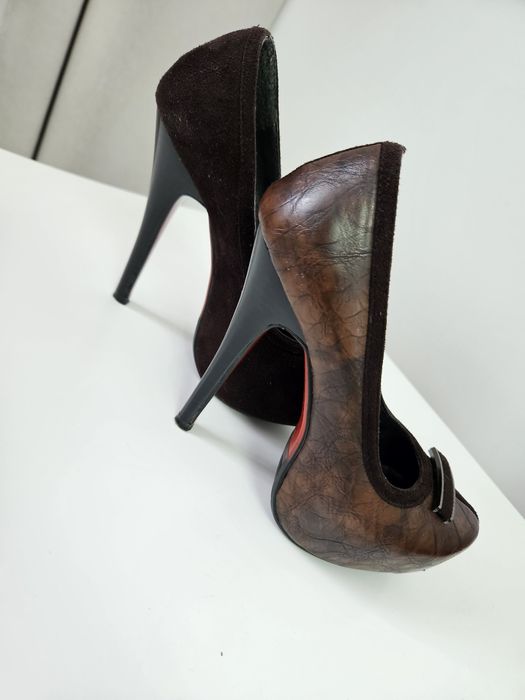 Коричневые туфли 33 размера