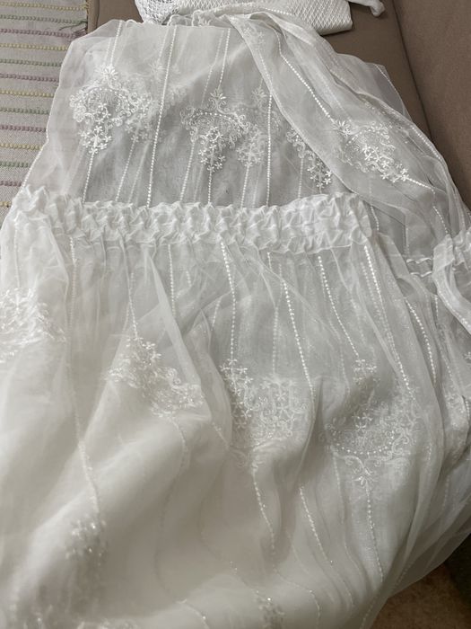 Шторы 3 штуки продам