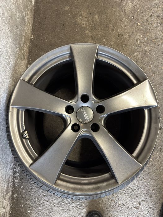 Set 4 jante Dezent pe 18 inch cu prindere 5x110 și 8Jx18 ET34