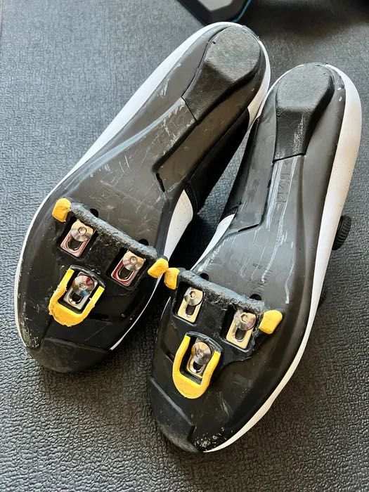 Шосейни шпайкове Fizik Vento Infinito Carbon