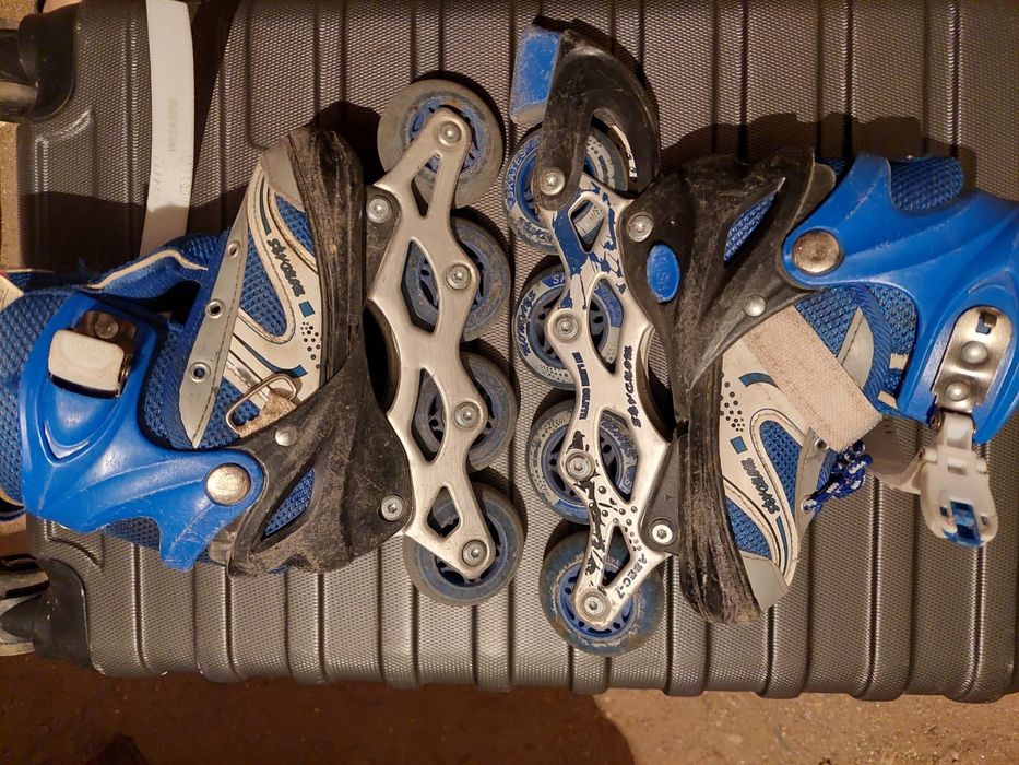 Продам роликовые коньки