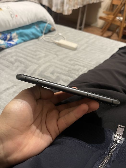 iphone 11 продаю