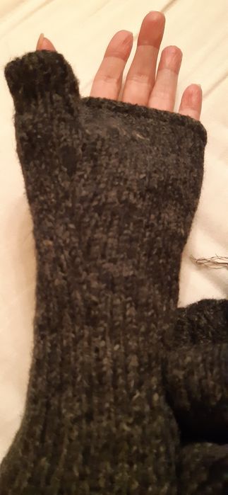 Варежки шерстяные