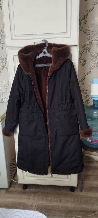 Срочно продам зимние куртки