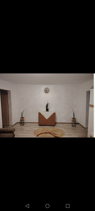Inchiriez ap.2camere str.imp.Traian Botosani tel:0741706441
