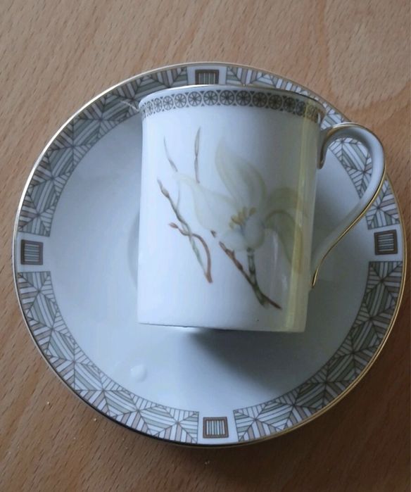 сервиз Royal Doulton "White Nile".костен порцелан!
