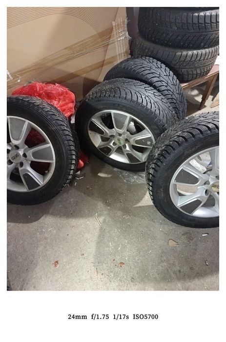 Комплект зимних колёс 215×60R17