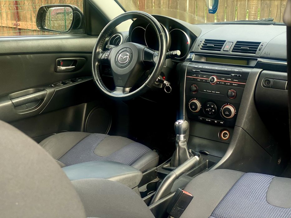 Mazda 3 ~ 1.6 Benzina