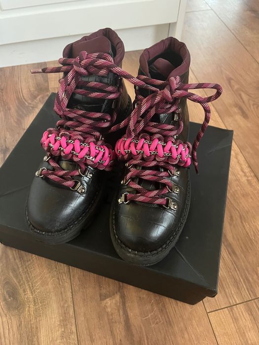 Туристически обувки PINKO