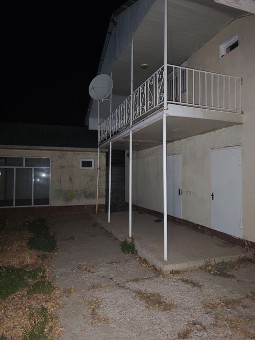 Chimgan dacha 10 sotix 8000$