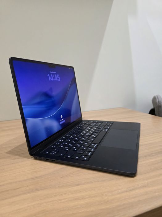 MacBook Air M2, 8 GB, 256 GB