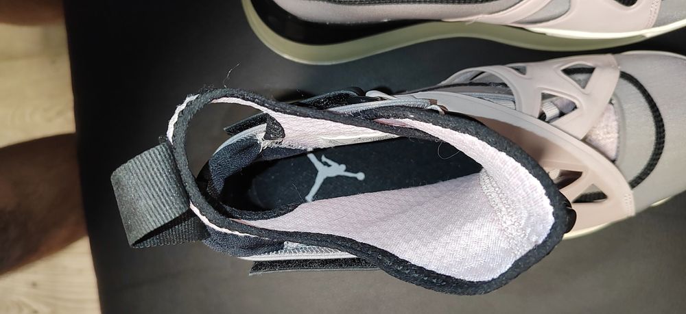 Nike Air Jordan Latitude 720, номер 40