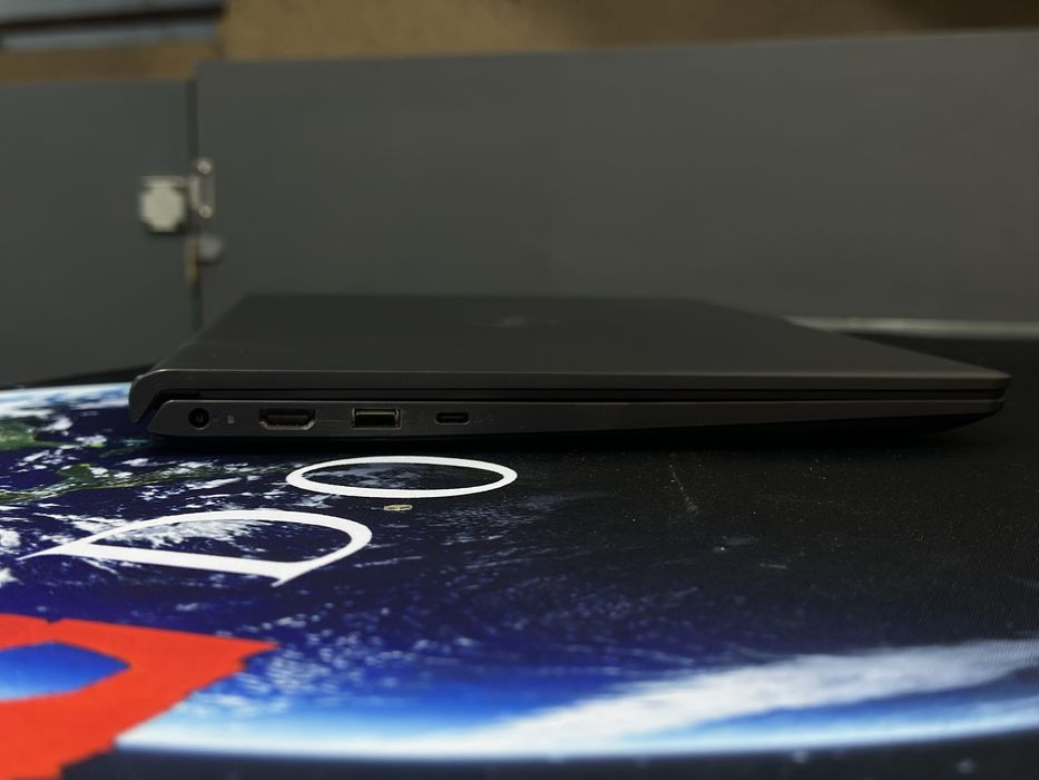 Офисный ноутбук Dell Intel Core i5-1334U