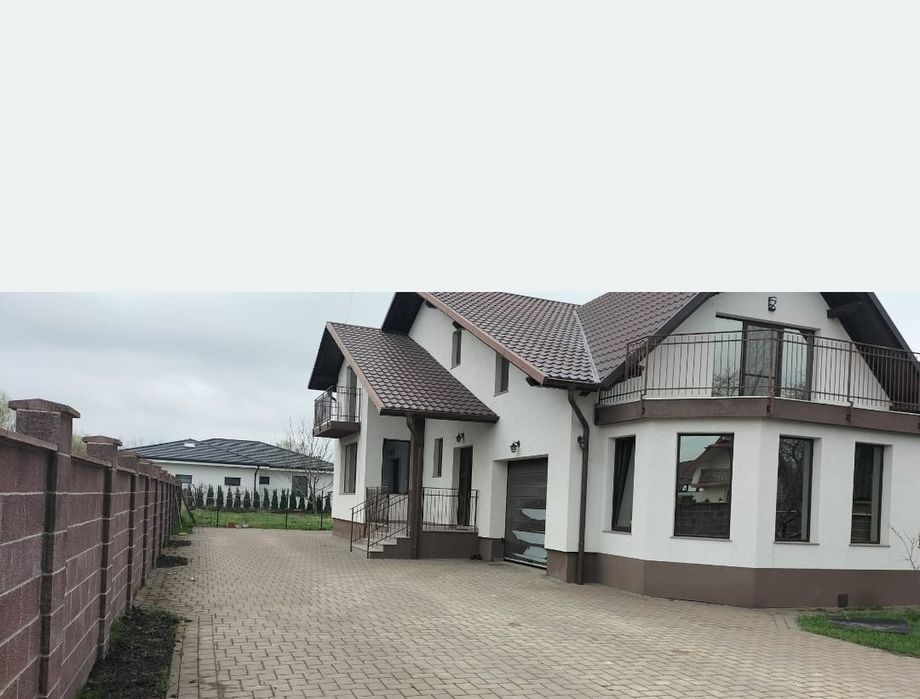 Ofer spre închiriere casa 170mp locuibili