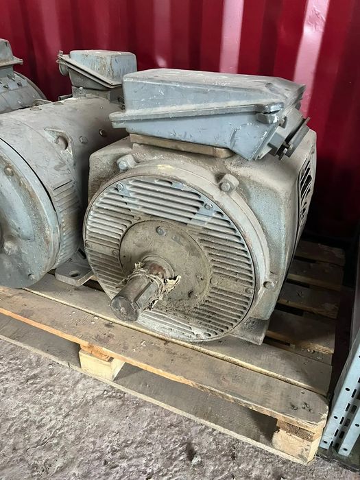 Прием электродвигатель